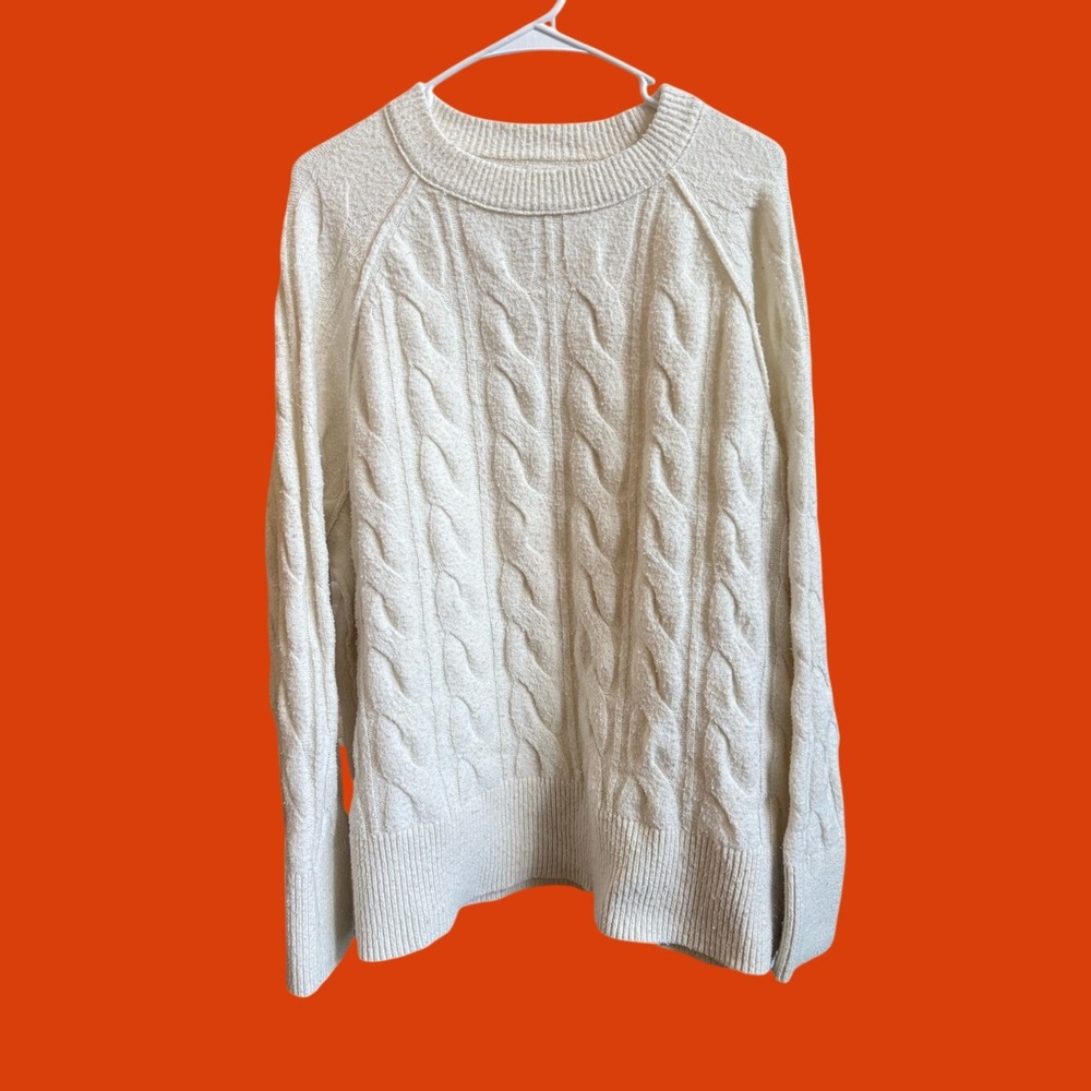 Aerie Cream Cable Knit Crewneck Sweater Cream Off White Size Medium Chunky Cozy